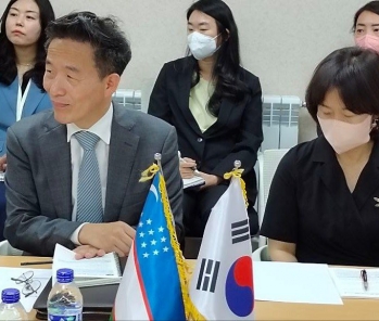 Tibbiyot sohasida raqamlashtirish bo‘yicha Koreya Respublikasi delegasiyasi bilan uchrashuv bo‘lib o‘tdi